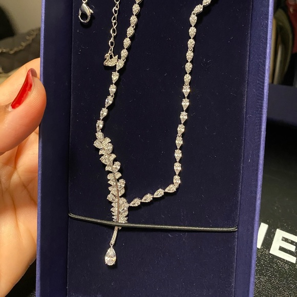 Swarovski Rhodium Feather Crystal Necklace - Picture 8 of 11